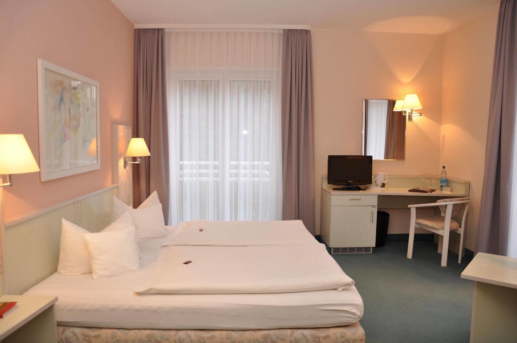 Altstadthotel An Der Werra Meiningen Eksteriør billede